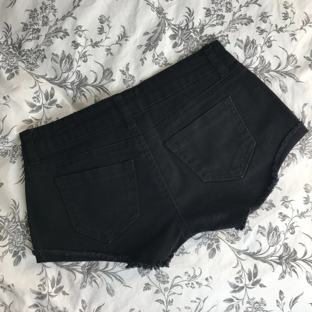 Refuge Denim Shorts | Black | Size 00 - Picture 5 of 7